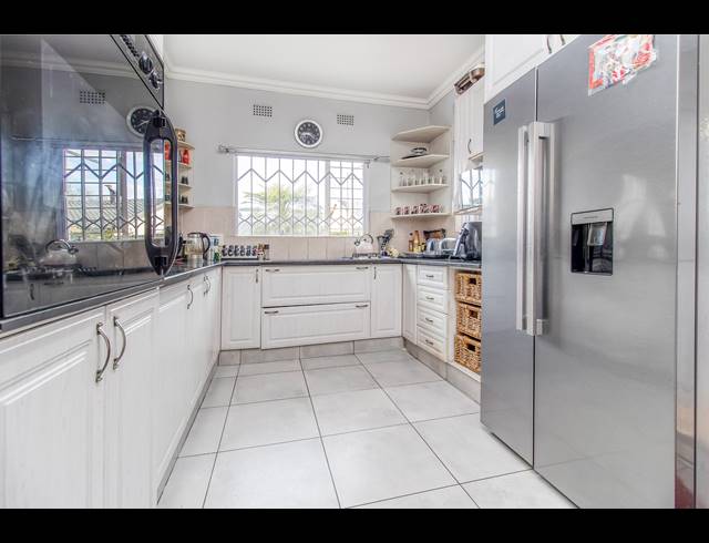 3 BEDROOM DUPLEX FOR SALE IN WELTEVREDEN PARK